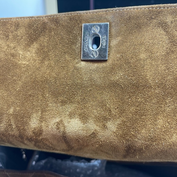 Chanel Brown Suede Shoulder Bag,with auth. Card and care card, pre loved. - Picture 4 of 16